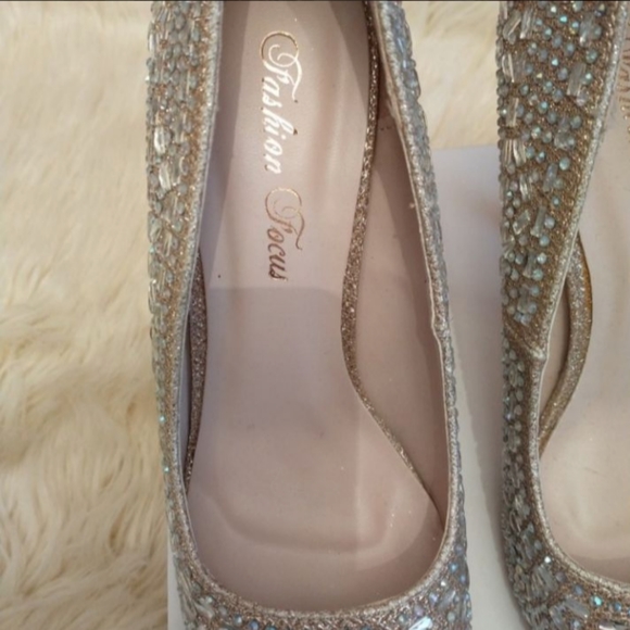 Gold Crystal Stone Doris Evening Pumps Shoes - Picture 7 of 7